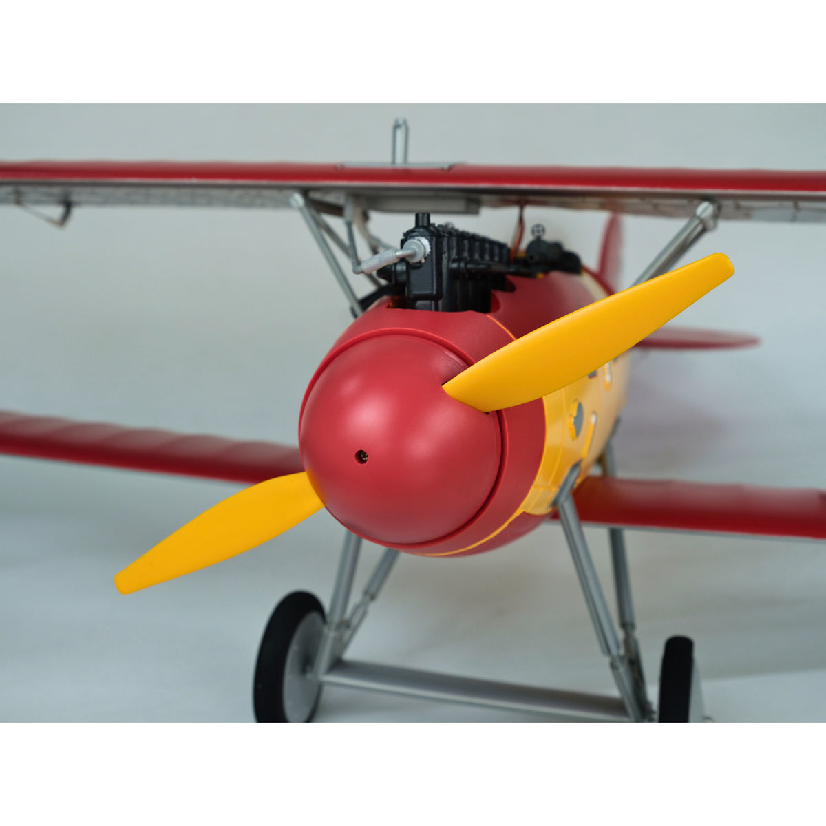 Dynam-Albatros-D.Va-V2-4S-RC-Warbird-Biplane-1300mm-DY8960_5