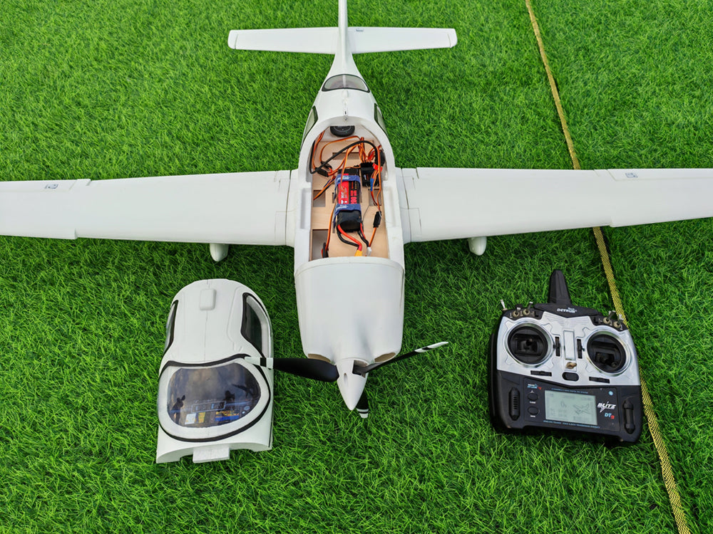 Dynam Cirrus SR22 V3 Trainer 4S White RC Scale Plane 1400mm PNP BNF RTF DY8935WT