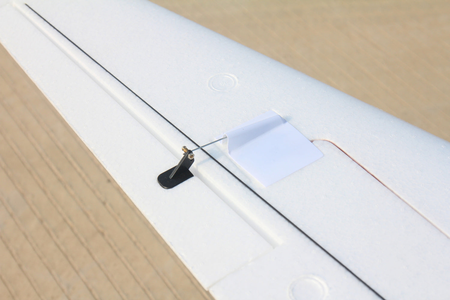 Dynam-DC-3-Skybus-White-RC-Radio-Controlled-Warbird-Airplane-1500mm-Wingspan-PNP-SPNP-BNF-RTF-6C-DY8931WT