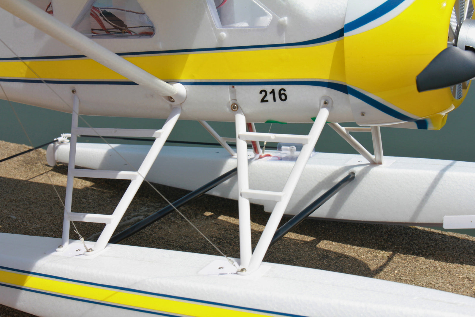 Dynam-DHC-2-Beaver-V2-Blue-4S-Sea-Land-RC-Radio-Controlled-Seaplane-1500mm-Flaps-Plus-Floats-PNP-SPNP-BNF-RTF-8C-DY8961BL