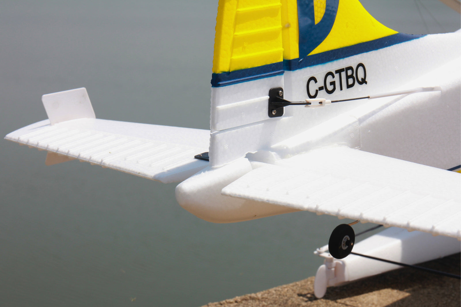 Dynam-DHC-2-Beaver-V2-Blue-4S-Sea-Land-RC-Radio-Controlled-Seaplane-1500mm-Flaps-Plus-Floats-PNP-SPNP-BNF-RTF-8C-DY8961BL