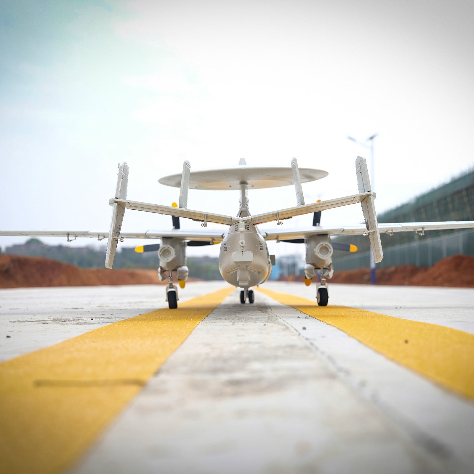 Dynam-E-2C-Hawkeye-Airborne-Early-Warning-AEW-1500mm-Radar-RC-Scale-Airplane-DY8982