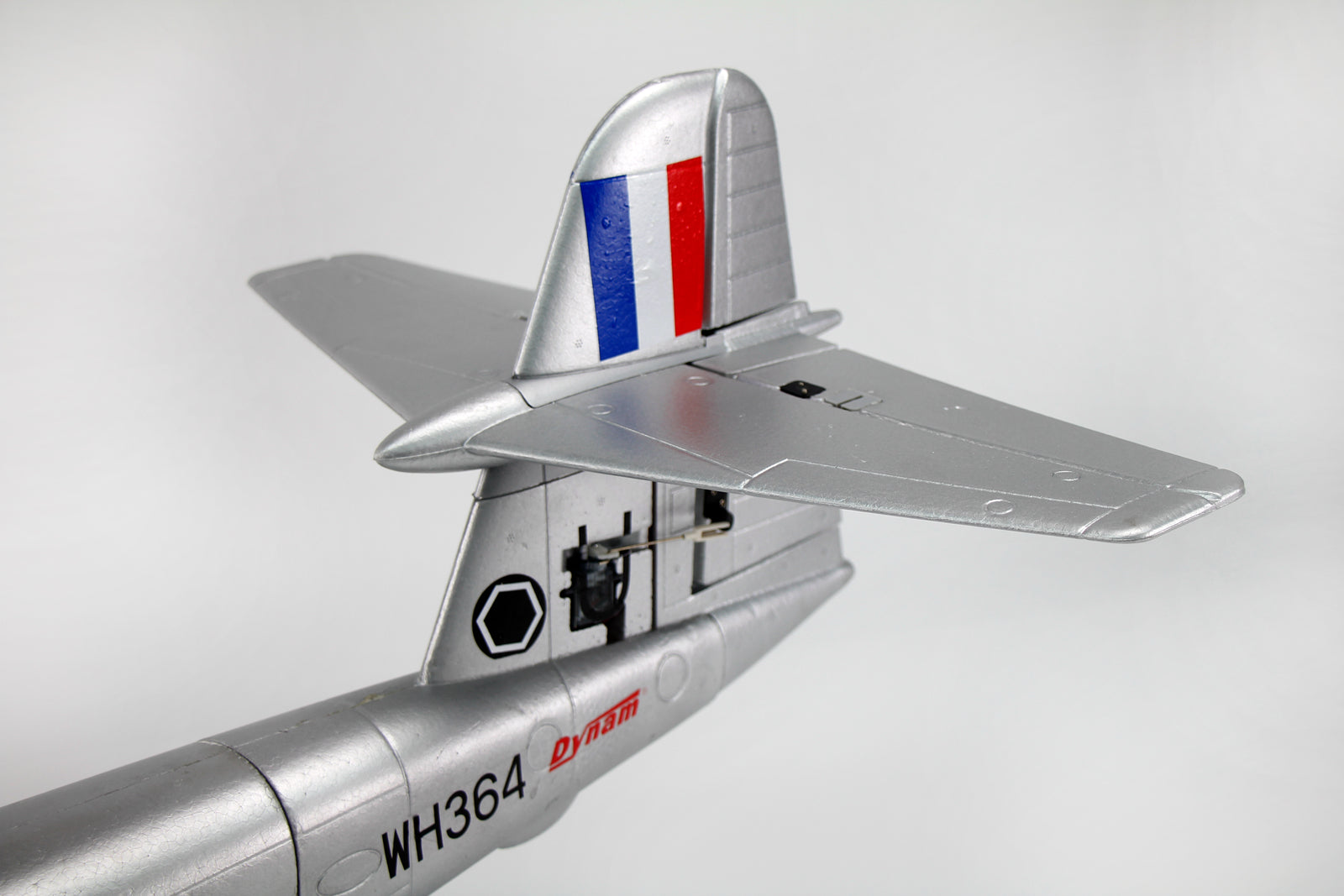 Dynam-Gloster-Meteor-F8-V2-Silver-6S-12-Blade-Twin-Inrunner-70mm-Radio-Controlled-EDF-Jet-Flaps-DY8974_18