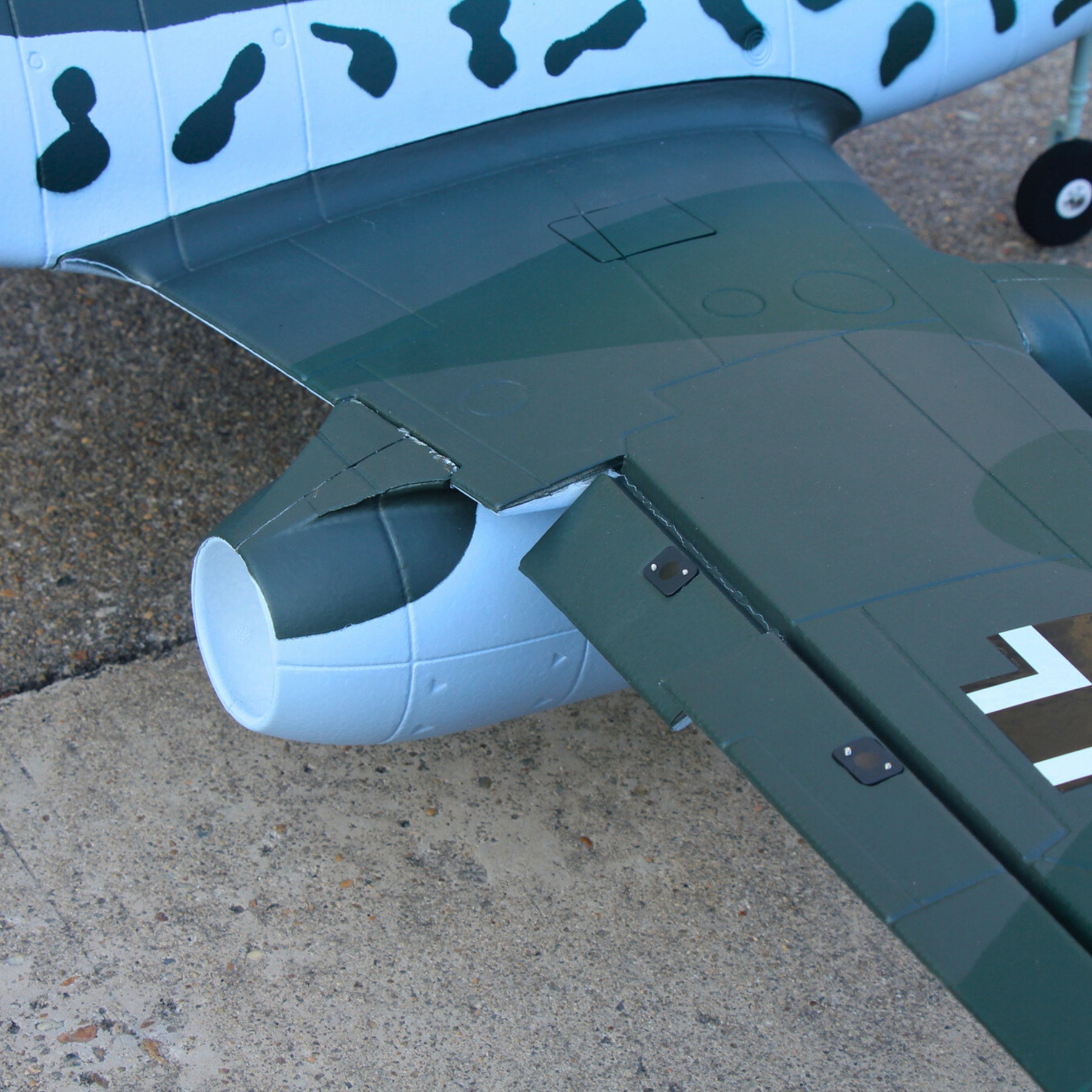 Dynam Messerschmitt Me 262 V2 PRO 6S 12 Blade Twin 70mm RC Remote Control EDF Jet 1.5m Wingspan Flaps PNP DY8950V2