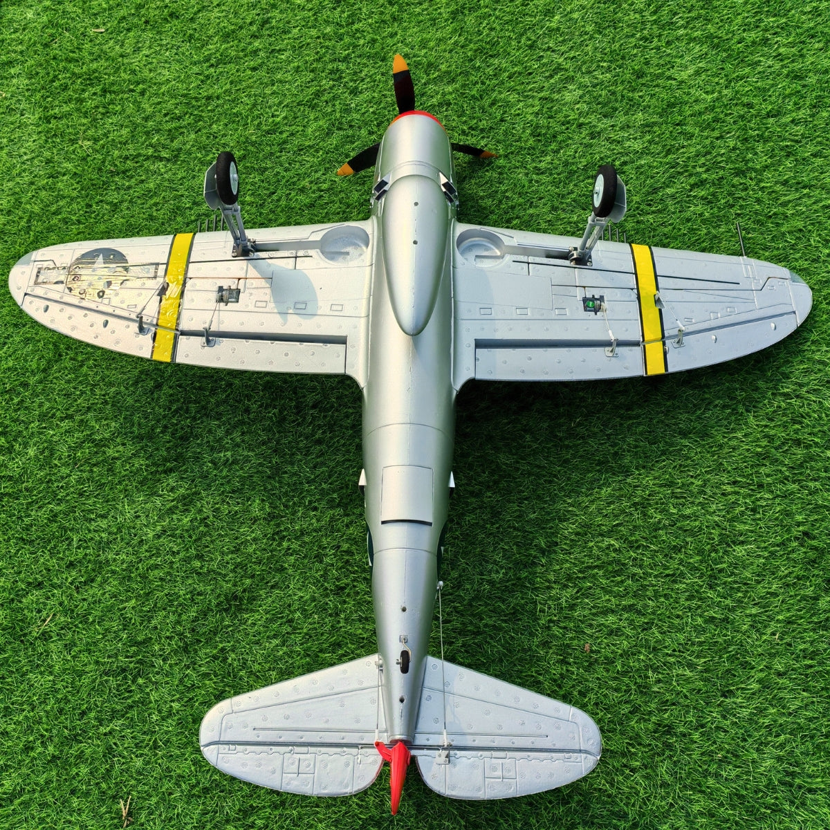 Dynam P 47D Thunderbolt V2 4S RC Radio Control Warbird Airplane 1220mm w Flaps PNP BNF RTF DY8956