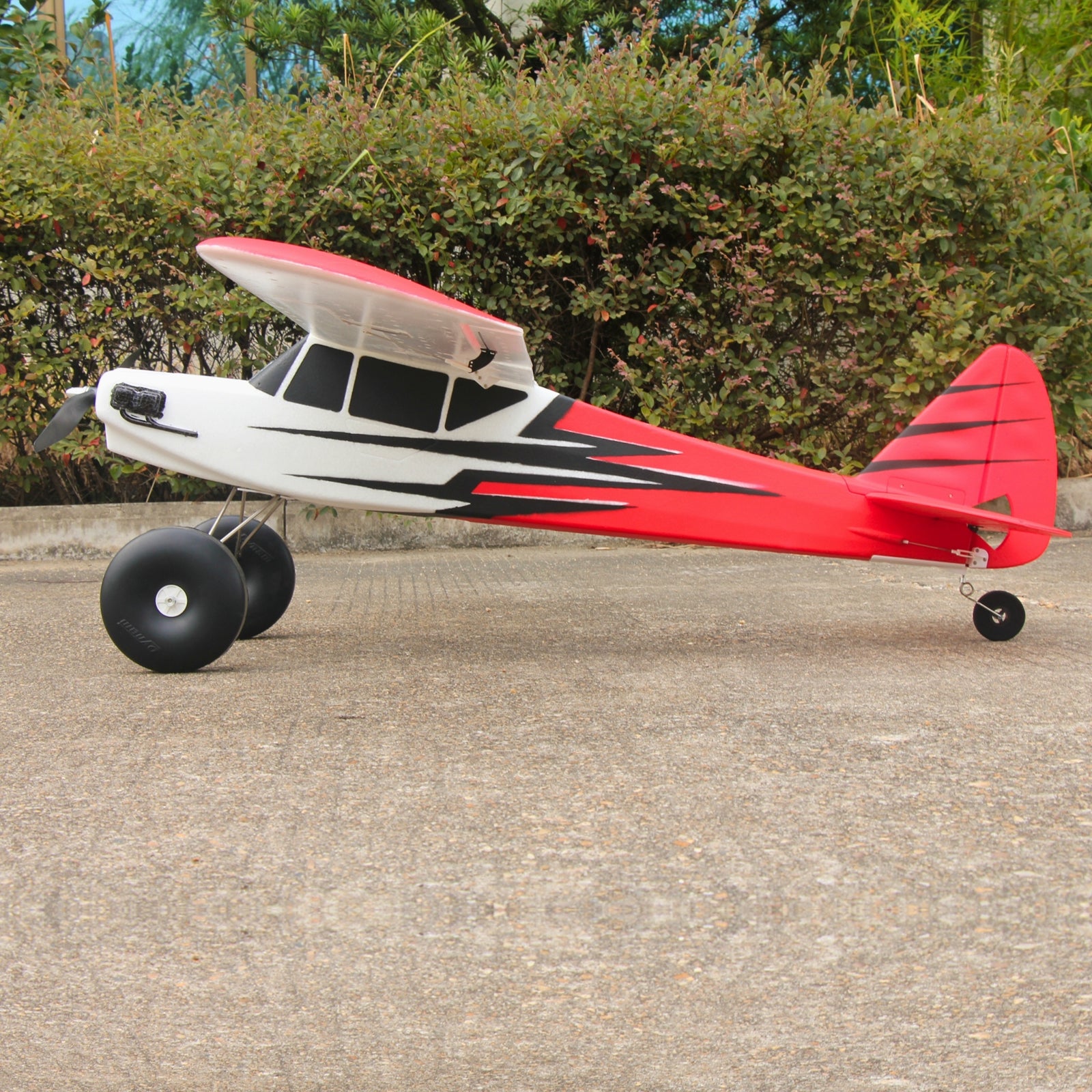 Dynam-Primo-Radio-Controlled-Beginner-Trainer-Red-STOL-Bigfoot-4S-1450mm-Flaps-DY8971RD-SRTF_3