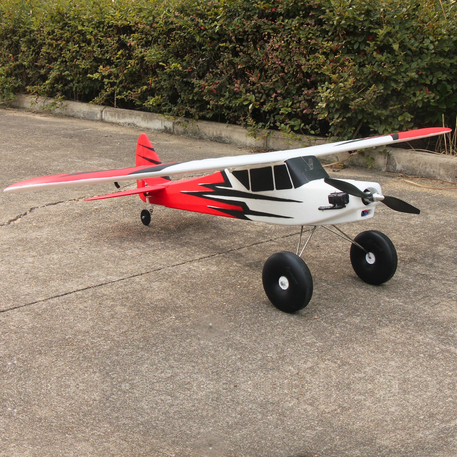 Dynam-Primo-Radio-Controlled-Beginner-Trainer-Red-STOL-Bigfoot-4S-1450mm-Flaps-DY8971RD-SRTF_7
