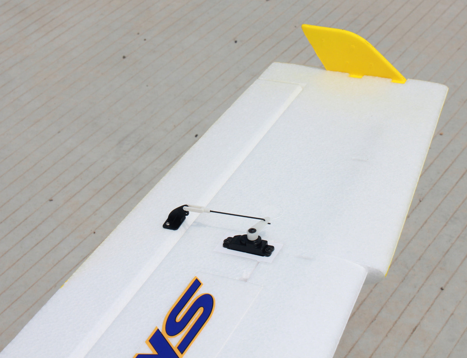 Dynam-Smart-3D-Sport-Trainer-V2-4S-Radio-Controlled-Aerobatic-Plane-1500mm-Wingspan-PNP-iStone-BNF-SRTF-DY8962V2