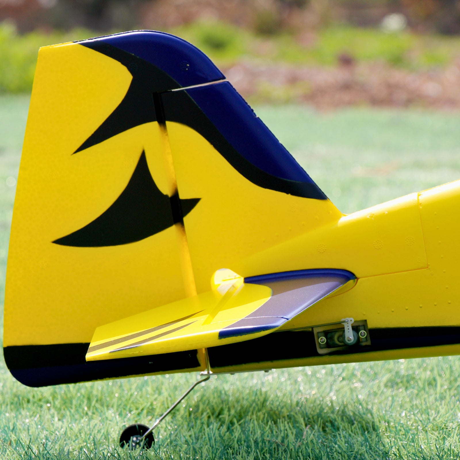 Dynam-Sukhoi-SU-26M-V2-Blue-4S-Aerobatic-3D-Sport-RC-Radio-Controlled-Plane-1200mm-Wingspan-PNP-SPNP-BNF-RTF-DY8948BL