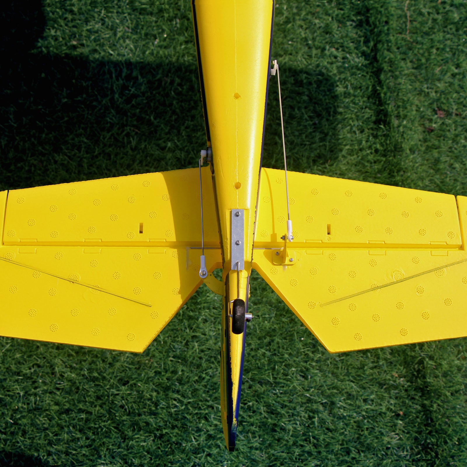 Dynam-Sukhoi-SU-26M-V2-Blue-4S-Aerobatic-3D-Sport-RC-Radio-Controlled-Plane-1200mm-Wingspan-PNP-SPNP-BNF-RTF-DY8948BL