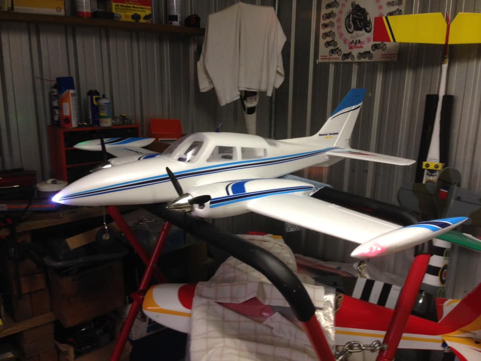 Dynam_Cessna_310_Grand_Cruiser_V2_Review
