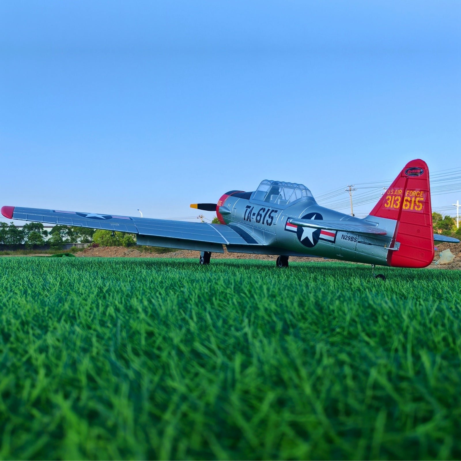 Dynam AT-6 テキサン V3 4S RC ウォーバード プレーン 1400mm 3