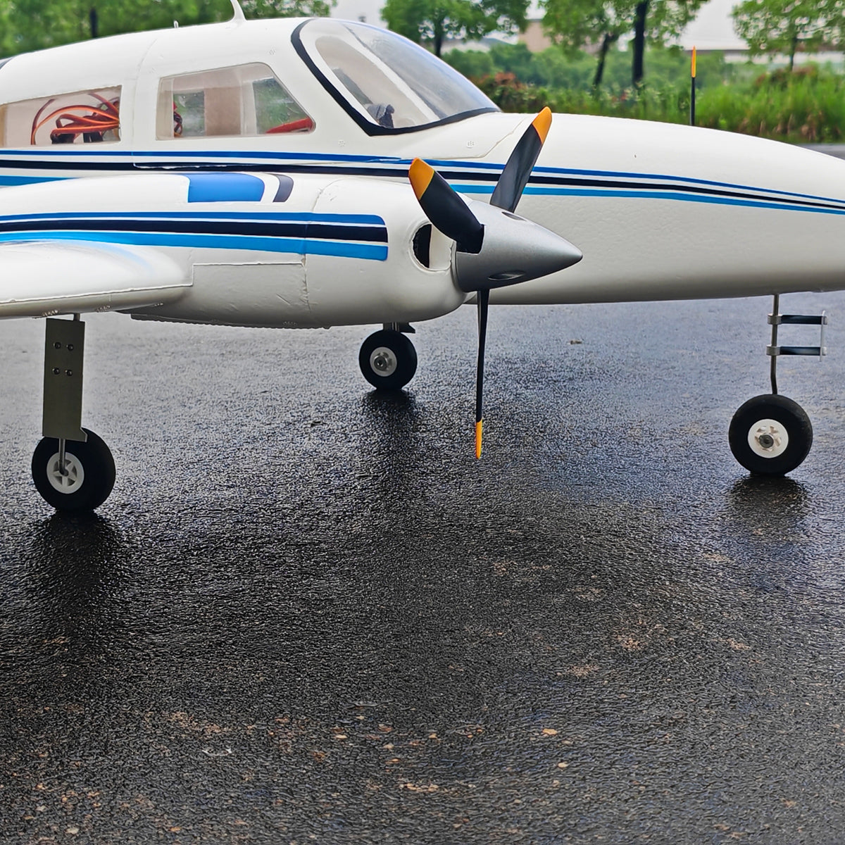 Dynam C-310 Grand Cruiser V3 Blue 4S Twin Motor Scale Plane