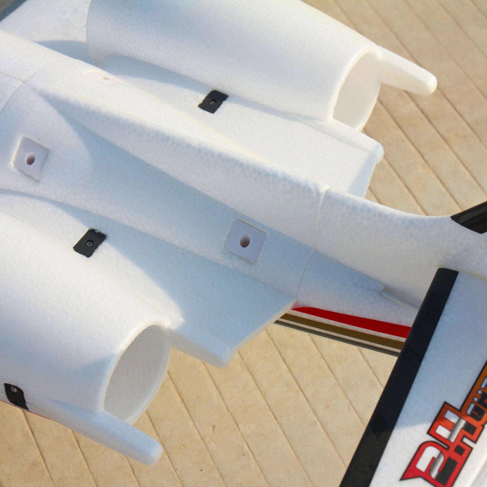 Dynam C-550 Turbo Jet V2 White 4S Twin 64mm EDF w/ Flaps