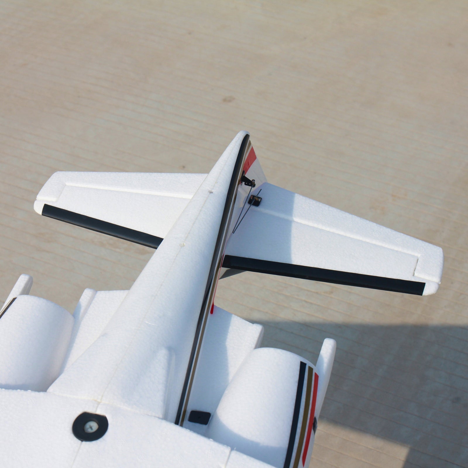 Dynam C-550 Turbo Jet V2 White 4S Twin 64mm EDF w/ Flaps