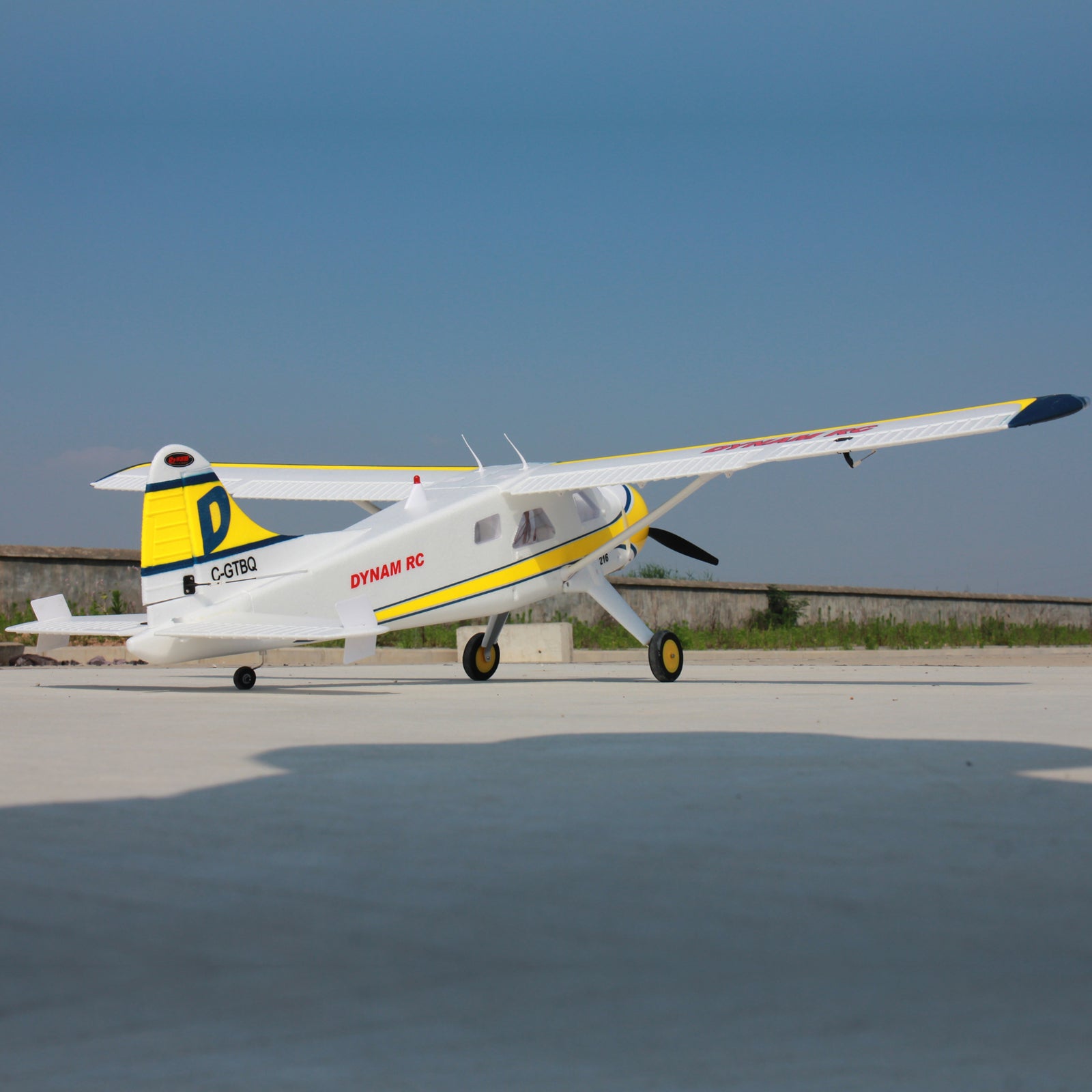 Dynam DHC-2 ビーバー V2 ブルー 4S RC 水上飛行機 1.5m フラップ付き