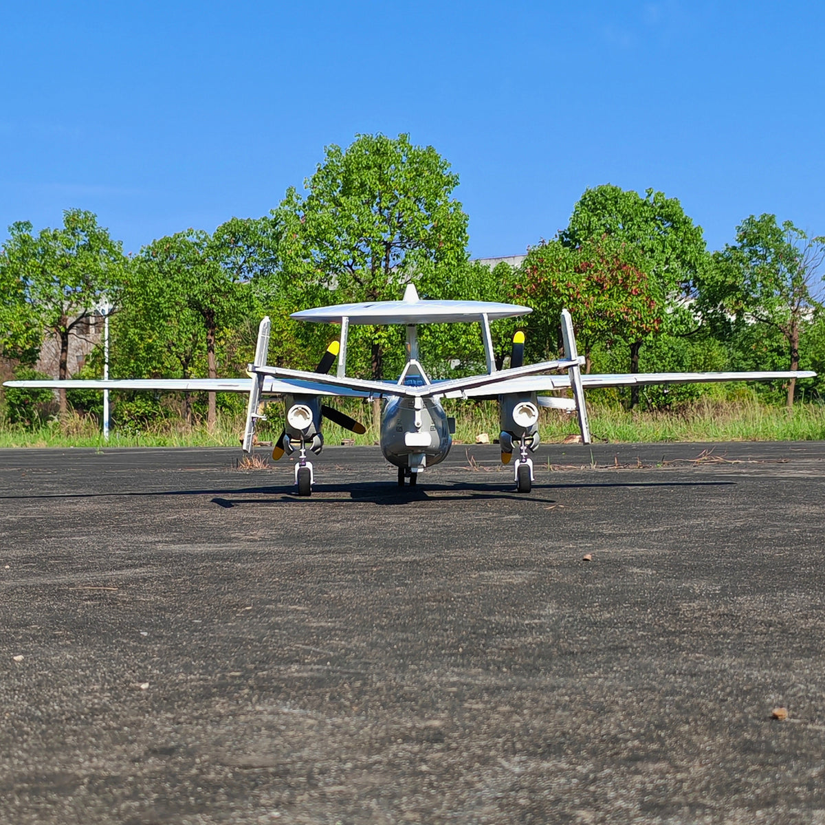 🌟🎉 New Release! Dynam E-2C Hawkeye AEW 1500mm Twin-Engine 360° Rotating Radar RC Scale Airplane