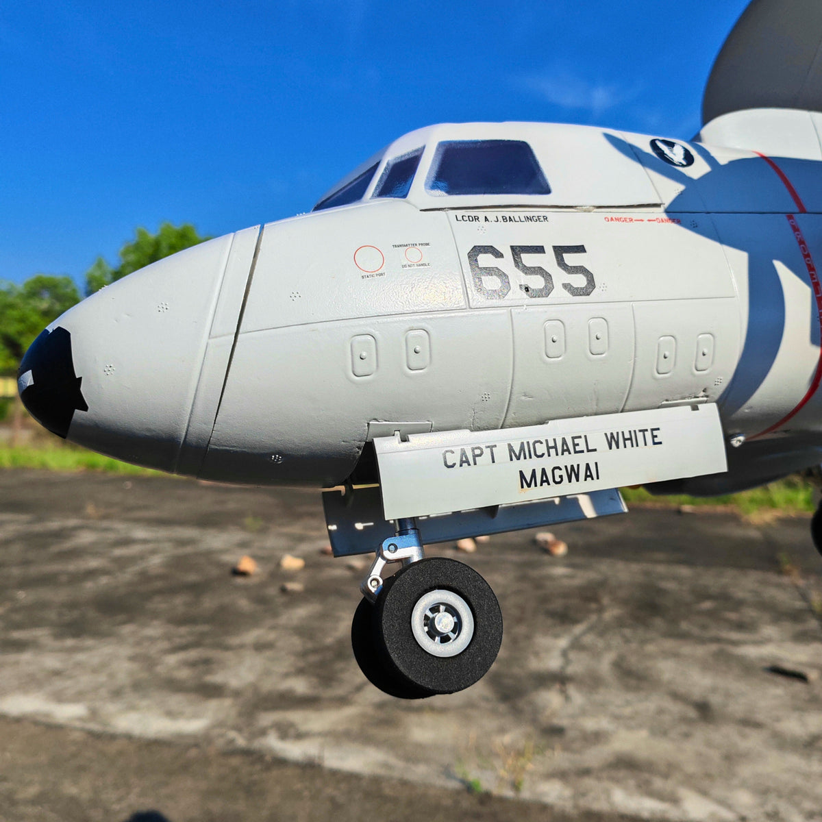 🌟🎉 New Release! Dynam E-2C Hawkeye AEW 1500mm Twin-Engine 360° Rotating Radar RC Scale Airplane
