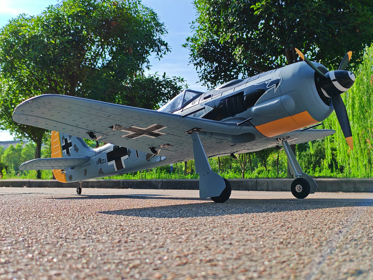 Dynam Focke Wulf FW-190 V3 4S RC Warbird 1300mm w/ Flaps