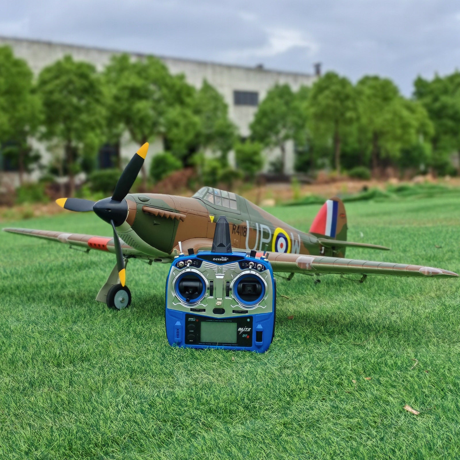 Dynam-Hawker-Hurricane-V3-4S-Radio-Controlled-RC-Warbird-Plane-1250mm-Flaps-DY8966-PNP-iStone-BNF-SRTF_6