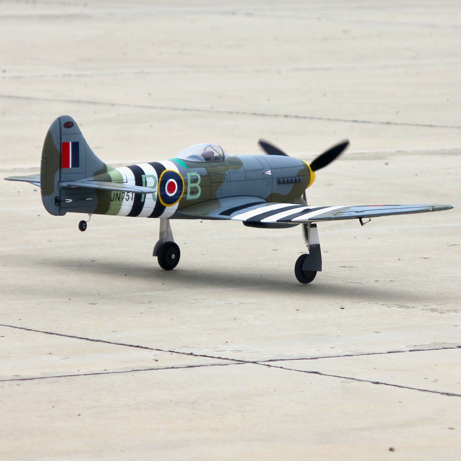 Dynam-Hawker-Tempest-V2-4S-Radio-Controlled-Warbird-Plane-1250mm-DY8959-SRTF_11