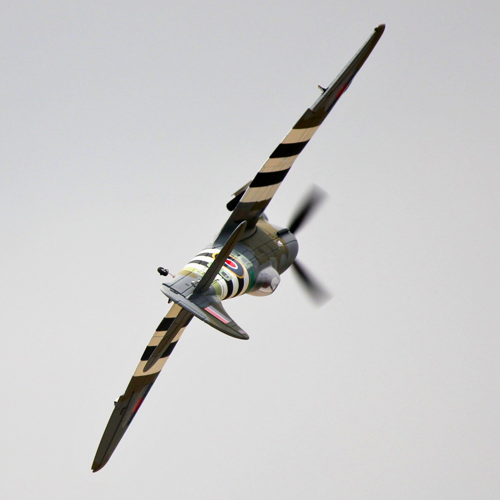 Dynam-Hawker-Tempest-V2-4S-Radio-Controlled-Warbird-Plane-1250mm-DY8959-SRTF_26