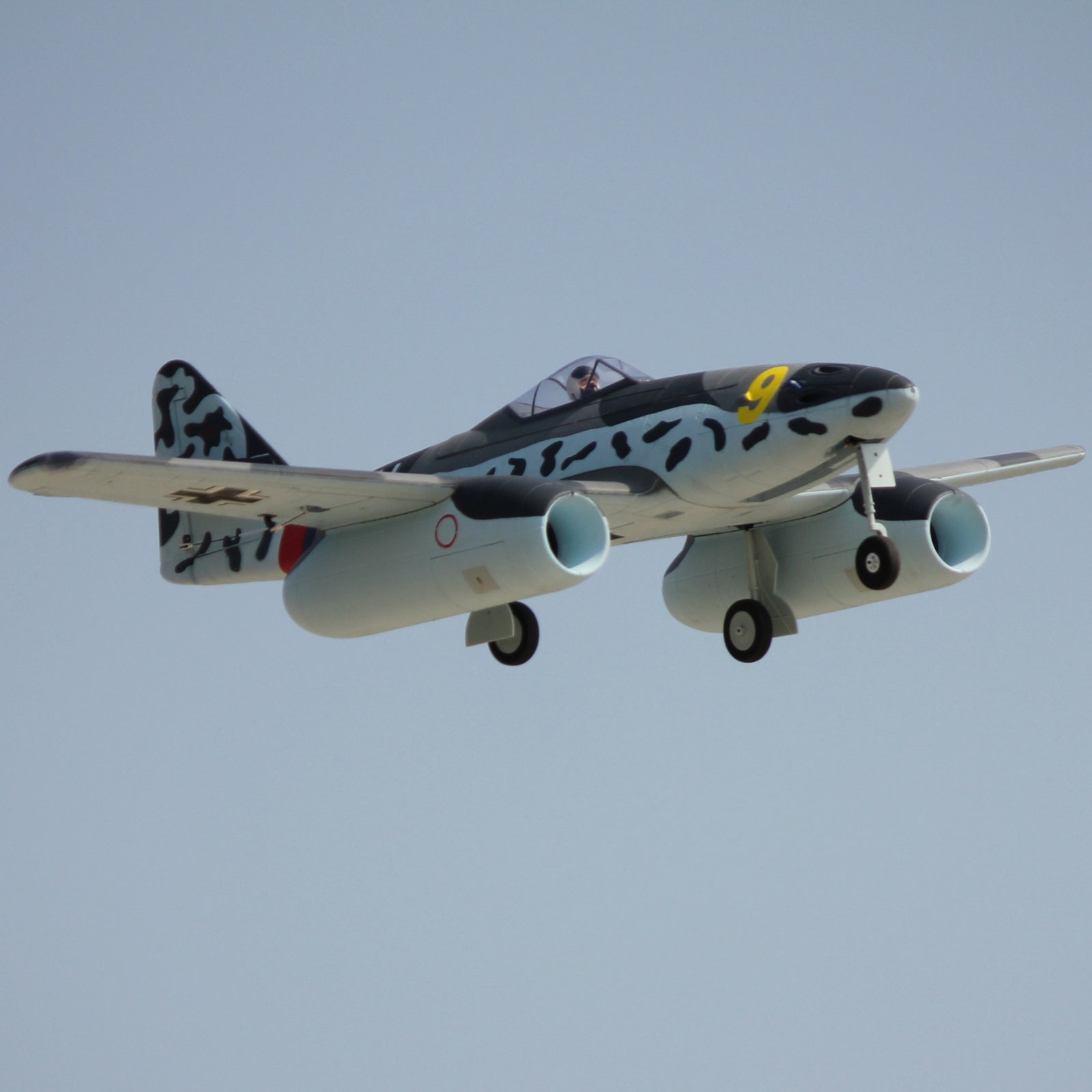 Dynam メッサーシュミット Me-262 V2 4S 70mm EDF ジェット