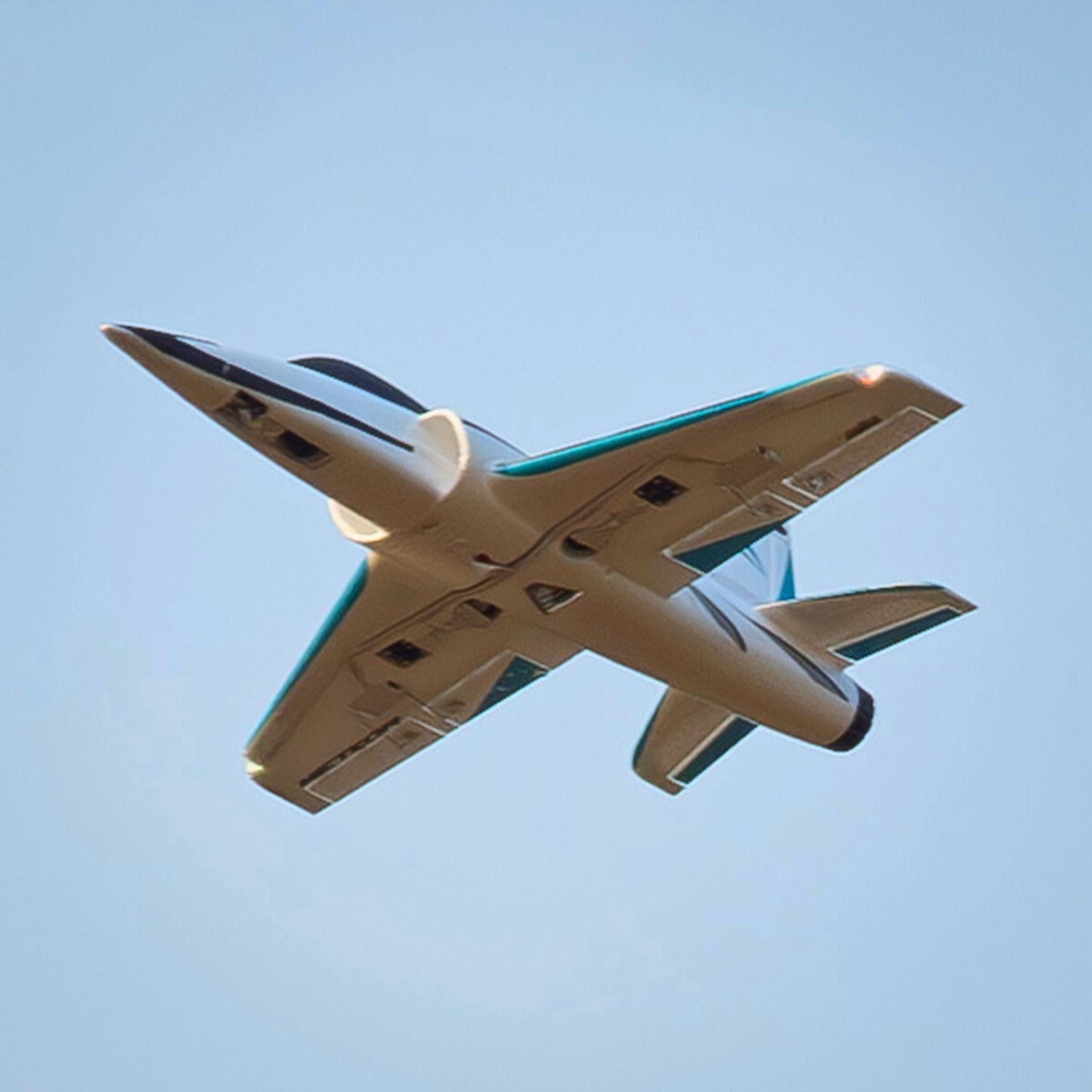 ✨🔄 Verbessert! Jetzt vorbestellen: Dynam Meteor V4 Blau, 12-Blatt, 4S, 70 mm, RC-Einsteiger-EDF-Jet mit Landeklappen