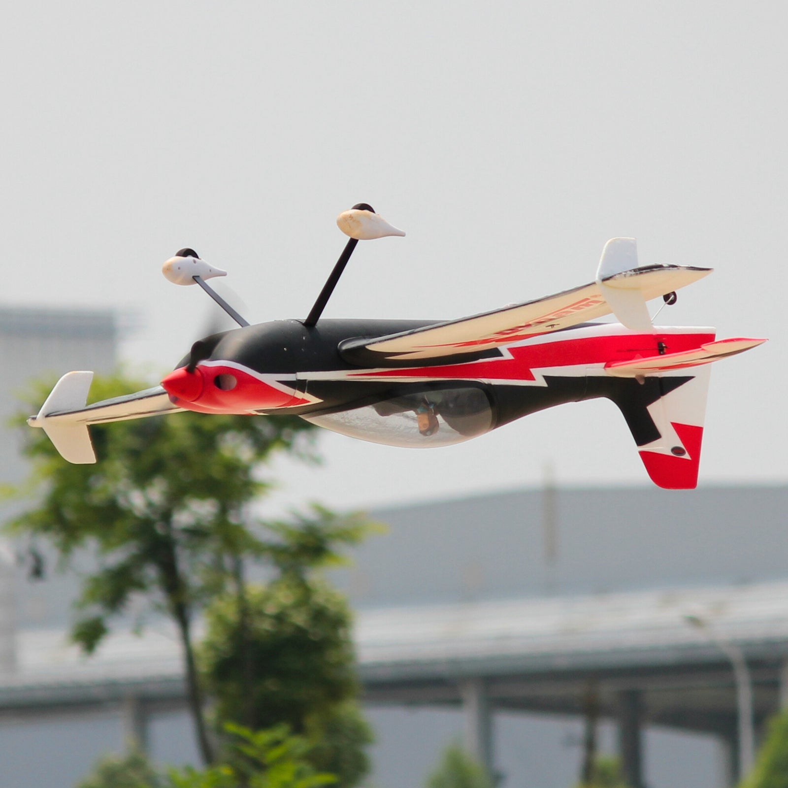ダイナム スバッハ 342 4S RC エアロバティック 3D スポーツプレーン