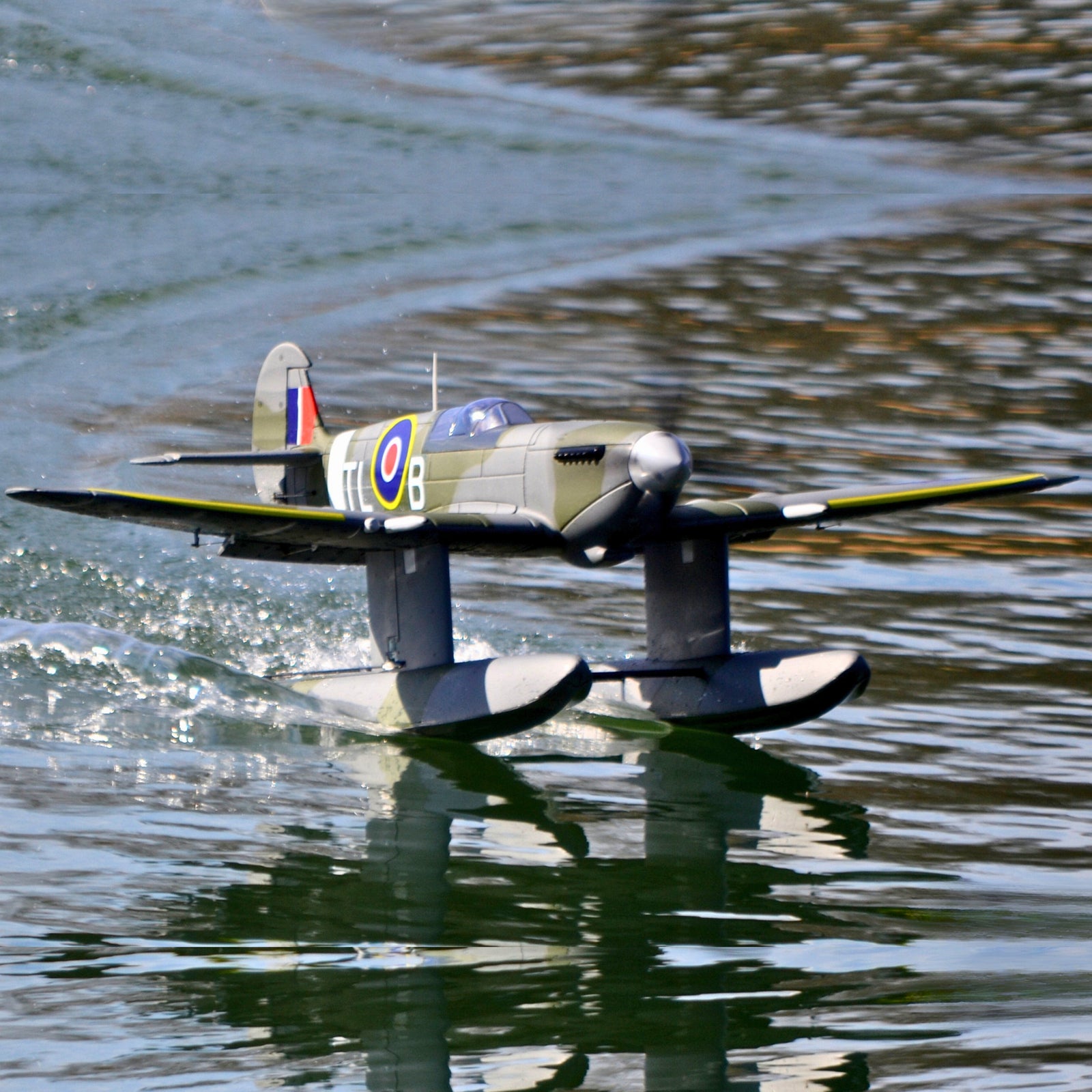 Dynam-Supermarine-Spitfire-MK.VB-4S-Radio-Controlled-Warbird-Seaplane-1200mm-Flaps-DY8975-SRTF_17